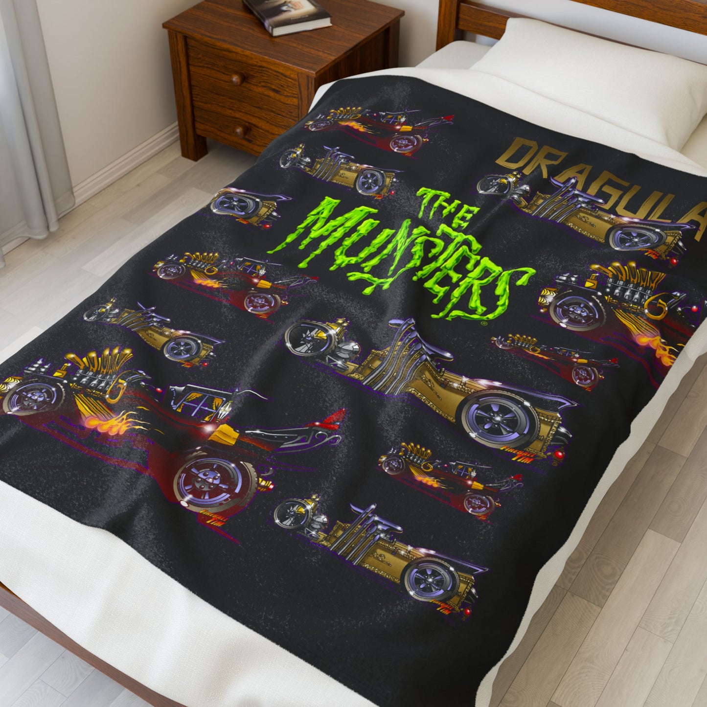 MUNSTERS DRAGULA & MUNSTER KOACH Velveteen Plush Fleece Blanket - 3 Sizes