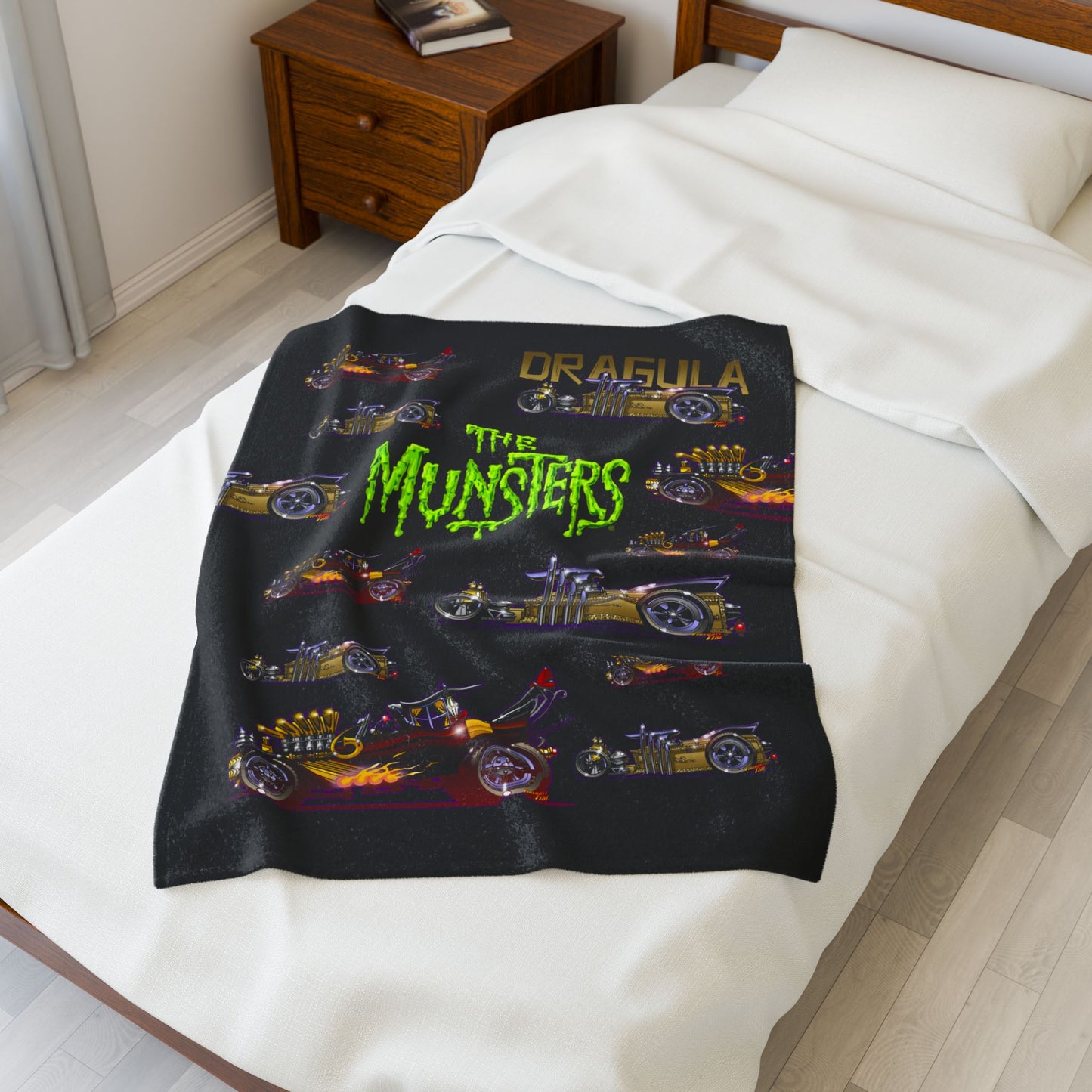 MUNSTERS DRAGULA & MUNSTER KOACH Velveteen Plush Fleece Blanket - 3 Sizes