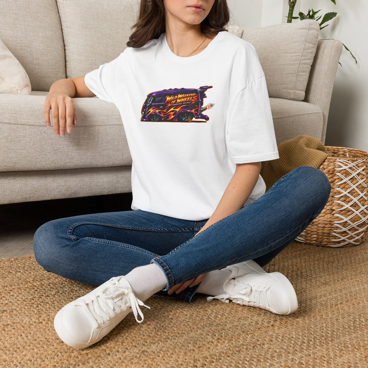 HOT WHEELS Kombi Bus Collectible Fireball Art TeeShirt